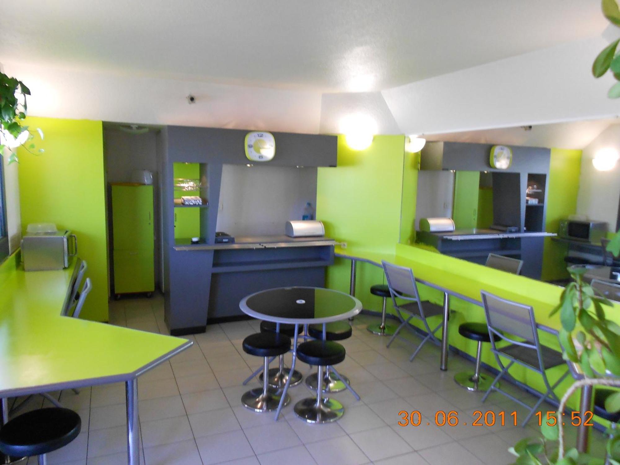 Lemon Hotel Le Coteau المظهر الخارجي الصورة