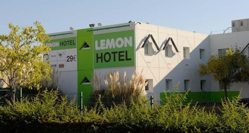 Lemon Hotel Le Coteau المظهر الخارجي الصورة