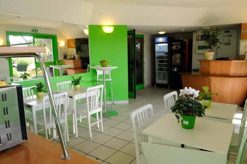 Lemon Hotel Le Coteau المظهر الخارجي الصورة