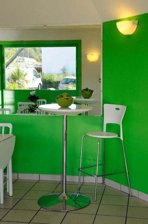 Lemon Hotel Le Coteau المظهر الخارجي الصورة